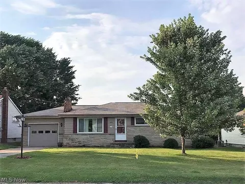 445 Geneva Ave, Struthers, OH 44471 photo 1