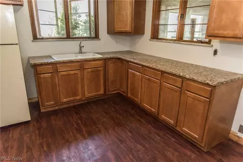 4815 Hillside Rd, Independence, OH 44131 photo 9