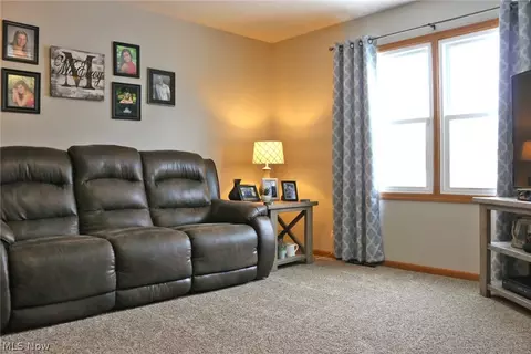 960 E Hutton, Wooster, OH 44691 photo 9