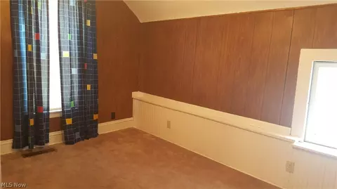 3027 Columbus Ave, Ashtabula, OH 44004 photo 9