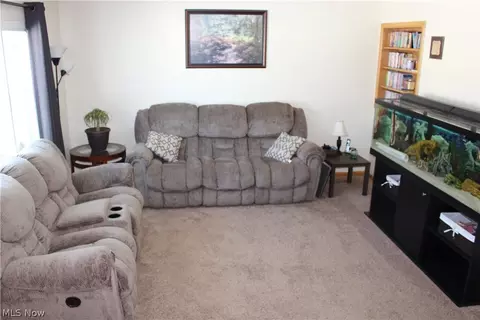 2803 Priscilla Ave, Parma, OH 44134 photo 4