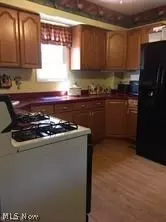 672 Evans Ave, Akron, OH 44310 photo 12