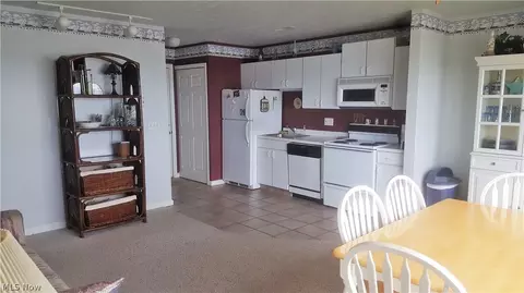 5237 Lake Rd W #1024, Ashtabula, OH 44004 photo 8