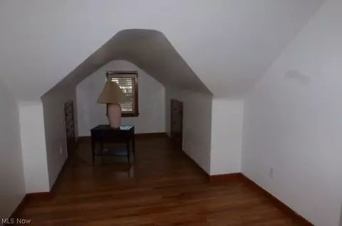 318 Center St, Struthers, OH 44471 photo 16