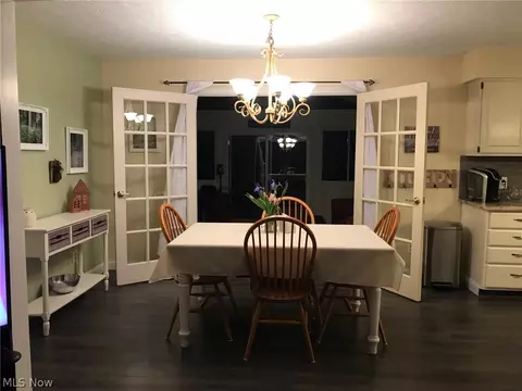 34550 Ada Dr, Solon, OH 44139 photo 2