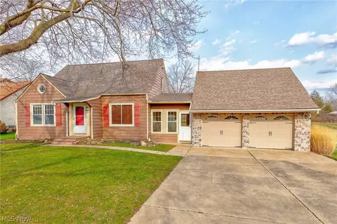 5305 Brainard Rd, Solon, OH 44139 photo 1