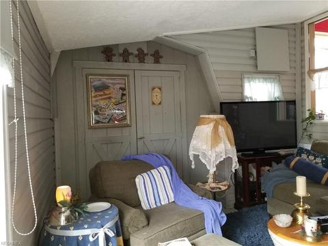 131 Birchbark Dr, Elyria, OH 44035 photo 6