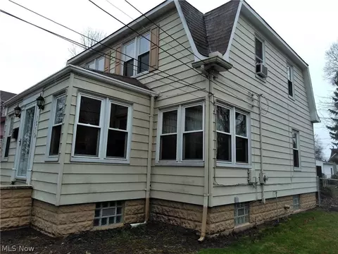 1519 W 9th St, Ashtabula, OH 44004 photo 17
