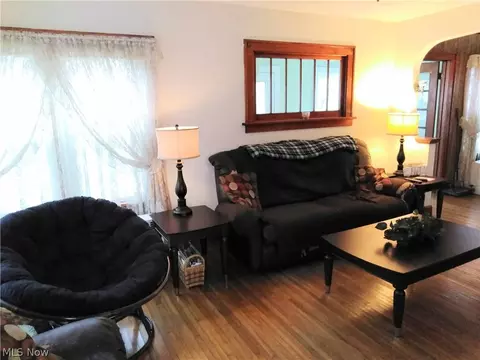 1519 W 9th St, Ashtabula, OH 44004 photo 8