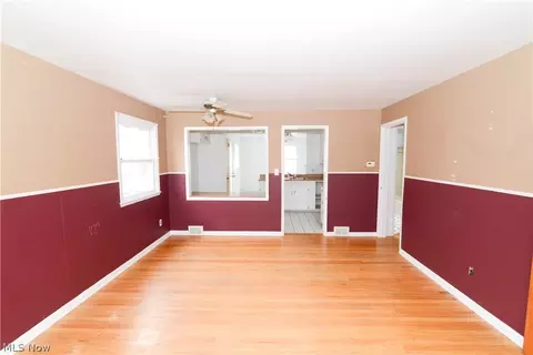 102 Grimm Heights Ave, Struthers, OH 44471 photo 5