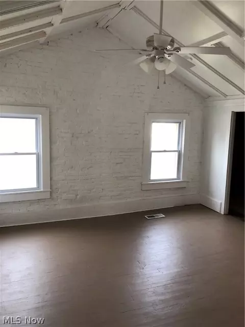 136 E Bridge St, Berea, OH 44017 photo 22