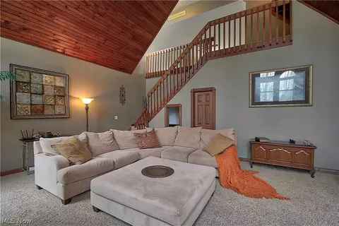 5892 Dailey Rd, New Franklin, OH 44319 photo 12