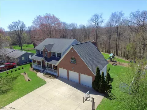 5892 Dailey Rd, New Franklin, OH 44319 photo 2
