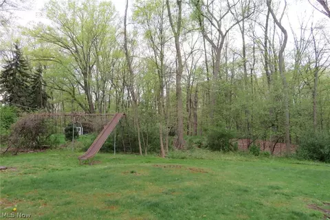 166 Berkley Rd, Elyria, OH 44035 photo 26