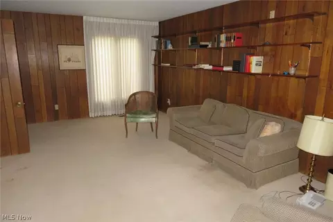 166 Berkley Rd, Elyria, OH 44035 photo 8