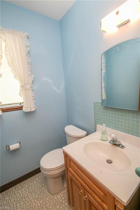 8325 Dalepoint Rd, Independence, OH 44131 photo 20