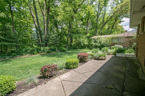 8325 Dalepoint Rd, Independence, OH 44131 photo 30