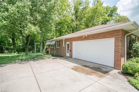 8325 Dalepoint Rd, Independence, OH 44131 photo 27