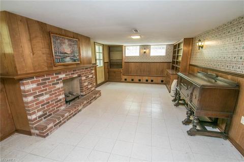 8325 Dalepoint Rd, Independence, OH 44131 photo 23