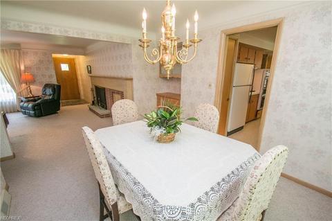 8325 Dalepoint Rd, Independence, OH 44131 photo 8