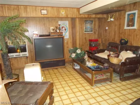 808 Bunker Hill Rd, Ashtabula, OH 44004 photo 14
