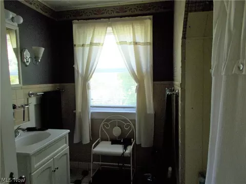 808 Bunker Hill Rd, Ashtabula, OH 44004 photo 12
