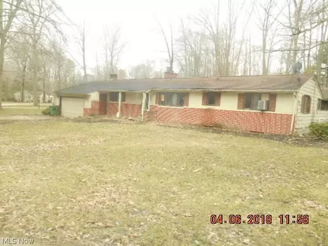 664 Talltrees Dr, Ashtabula, OH 44004 photo 1