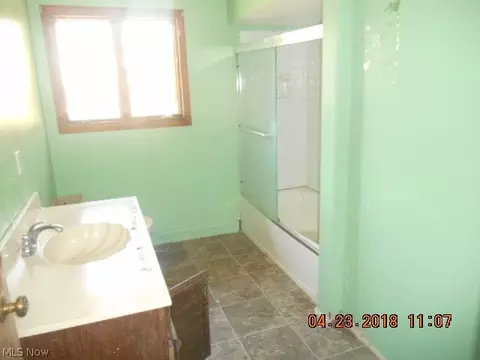 664 Talltrees Dr, Ashtabula, OH 44004 photo 17