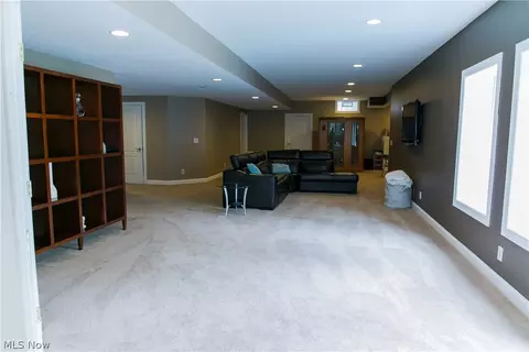 2404 Pine Valley Dr, Willoughby Hills, OH 44094 photo 23