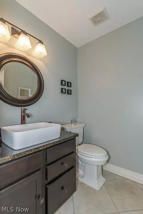 7255 Sandtree Ln, Mentor, OH 44060 photo 13