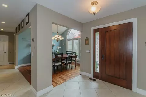 7255 Sandtree Ln, Mentor, OH 44060 photo 7