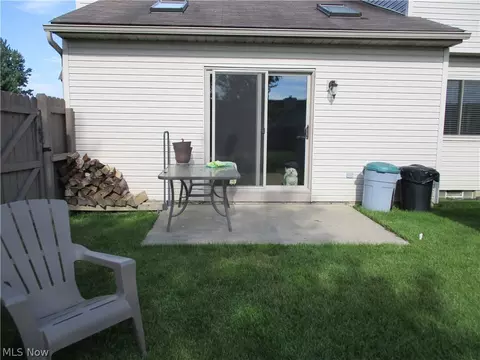 327 Bayberry Dr, Elyria, OH 44035 photo 21