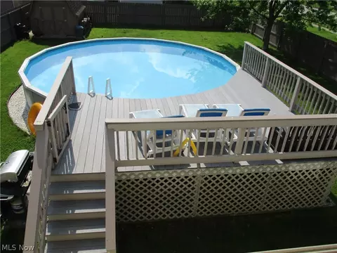 327 Bayberry Dr, Elyria, OH 44035 photo 22