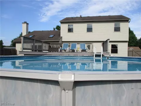 327 Bayberry Dr, Elyria, OH 44035 photo 23