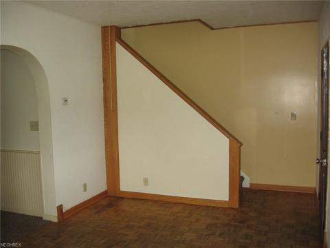 106 Euclid St, Elyria, OH 44035 photo 12