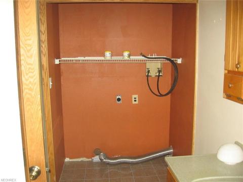 106 Euclid St, Elyria, OH 44035 photo 16