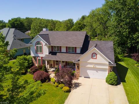 118 Vanderbilt Ct, Elyria, OH 44035 photo 1