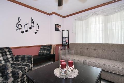 118 Vanderbilt Ct, Elyria, OH 44035 photo 10