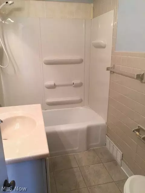 9626 E Center St, Windham, OH 44288 photo 19