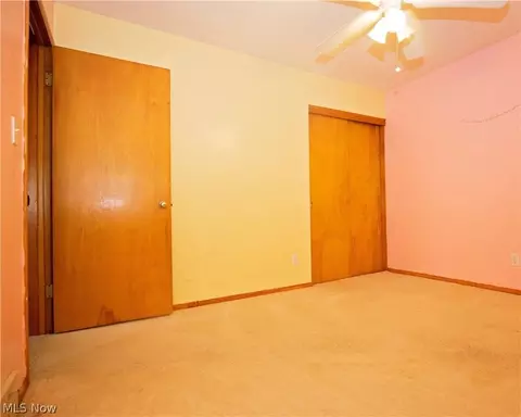 42270 Adelbert St, Elyria, OH 44035 photo 13