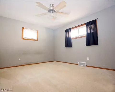 42270 Adelbert St, Elyria, OH 44035 photo 15