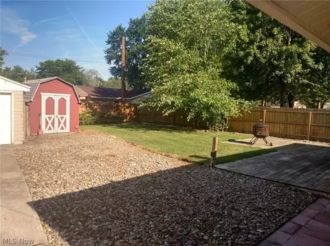 807 Concord Ave, Elyria, OH 44035 photo 18