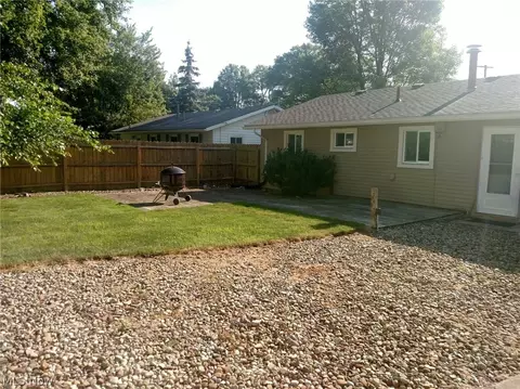 807 Concord Ave, Elyria, OH 44035 photo 16