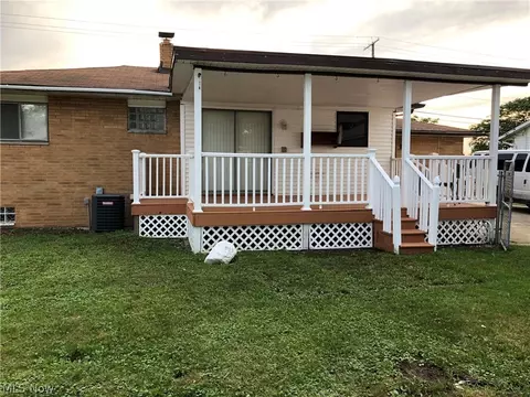6321 Smith Rd, Brook Park, OH 44142 photo 33