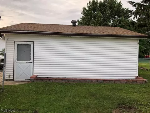 6321 Smith Rd, Brook Park, OH 44142 photo 27
