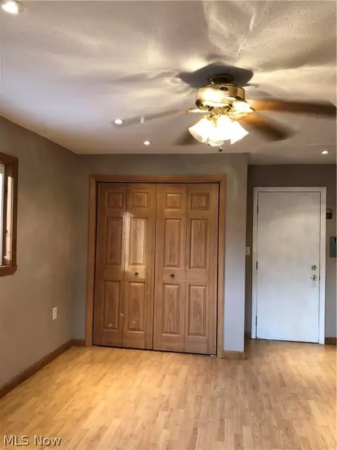 6321 Smith Rd, Brook Park, OH 44142 photo 7