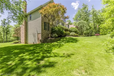 11655 Gate Post Ln, Munson, OH 44024 photo 4