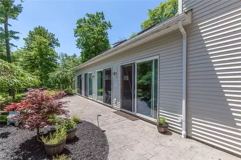 11655 Gate Post Ln, Munson, OH 44024 photo 8