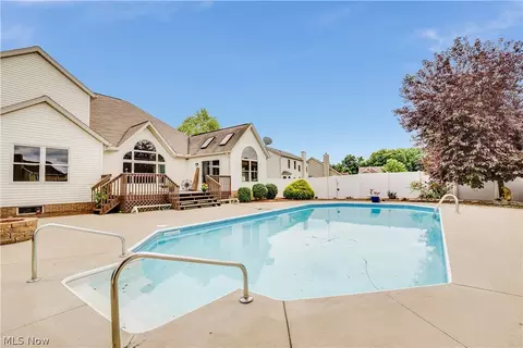 2826 Forestview St NE, Canton, OH 44721 photo 7