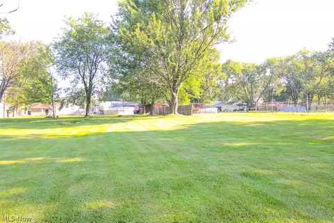 577 Hilliard Rd, Elyria, OH 44035 photo 35